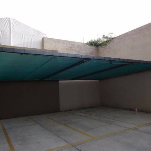 Toldo para cochera en San Miguel realizado por Lonera San Román